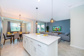 3151-106ME STOREY LAKE, CONDO 2/2 LAKE VIEW